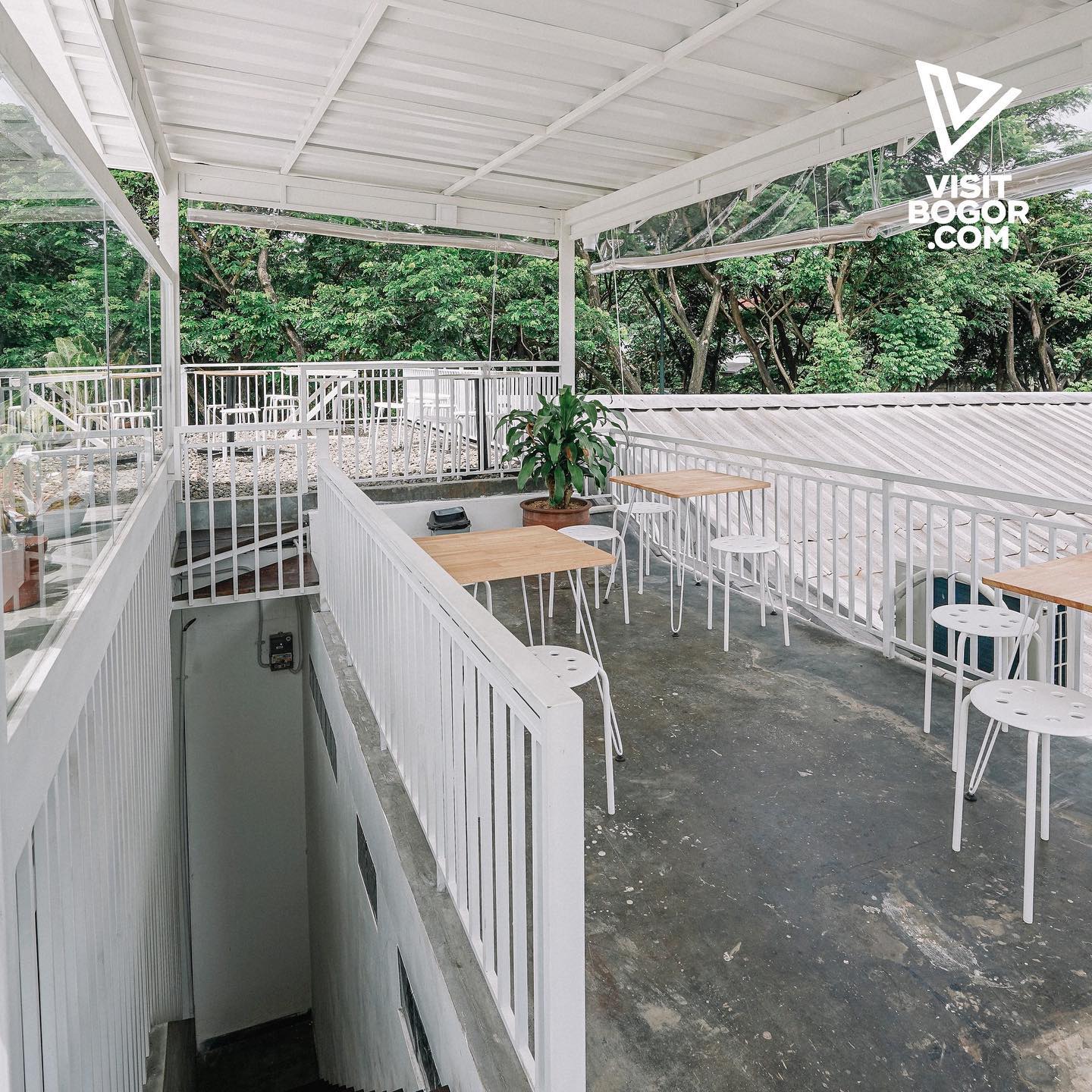 Galeri Design / Build Cabin Coffee Bogor 1